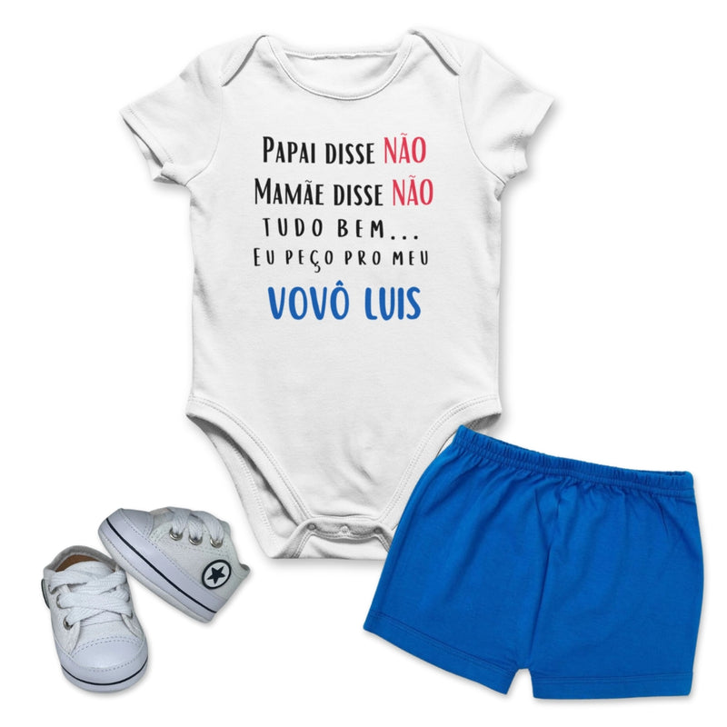 Conjunto Peço Para Meu Vovô com Body, Tênis e Shorts