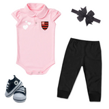 Kit Luxo Body Rosa Flamengo Com Tênis, Shorts/Calça e Laço